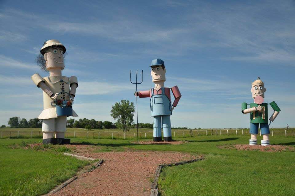 There is truly a enchanted highway outside Regent, North Dakota (population 156)