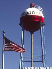 Paul Bunyan's fishing bobber finds another use "Fishing Bobber Water Tower" in Pequot Lakes, Minnesota