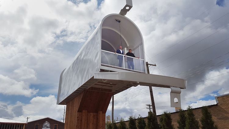 When you want to mail a letter why not in the World's Largest Mailbox in Casey IL (population 2264)