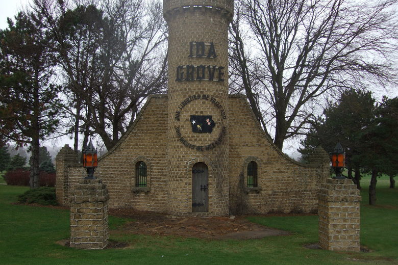 Is that a castle on the horizon, yes those are the "Castles of Ida Grove" Ida Grove IA (population 2,000)