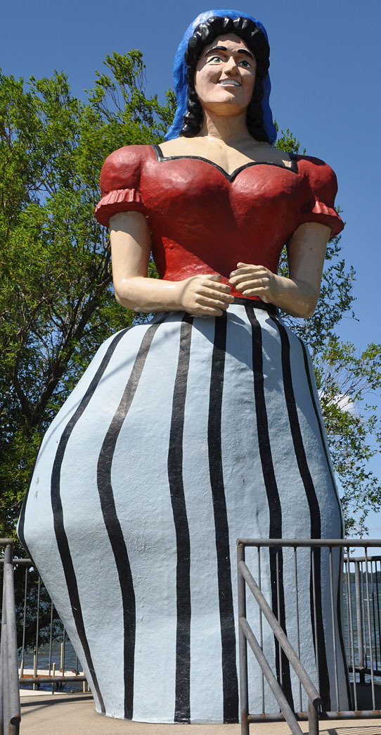 Who knew a large lumberjack could fall in love "Paul Bunyan's Sweetheart Lucette" in Hackensack, Minnesota