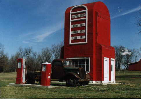 I think I will fill up at The Big Pump in King City, Missouri